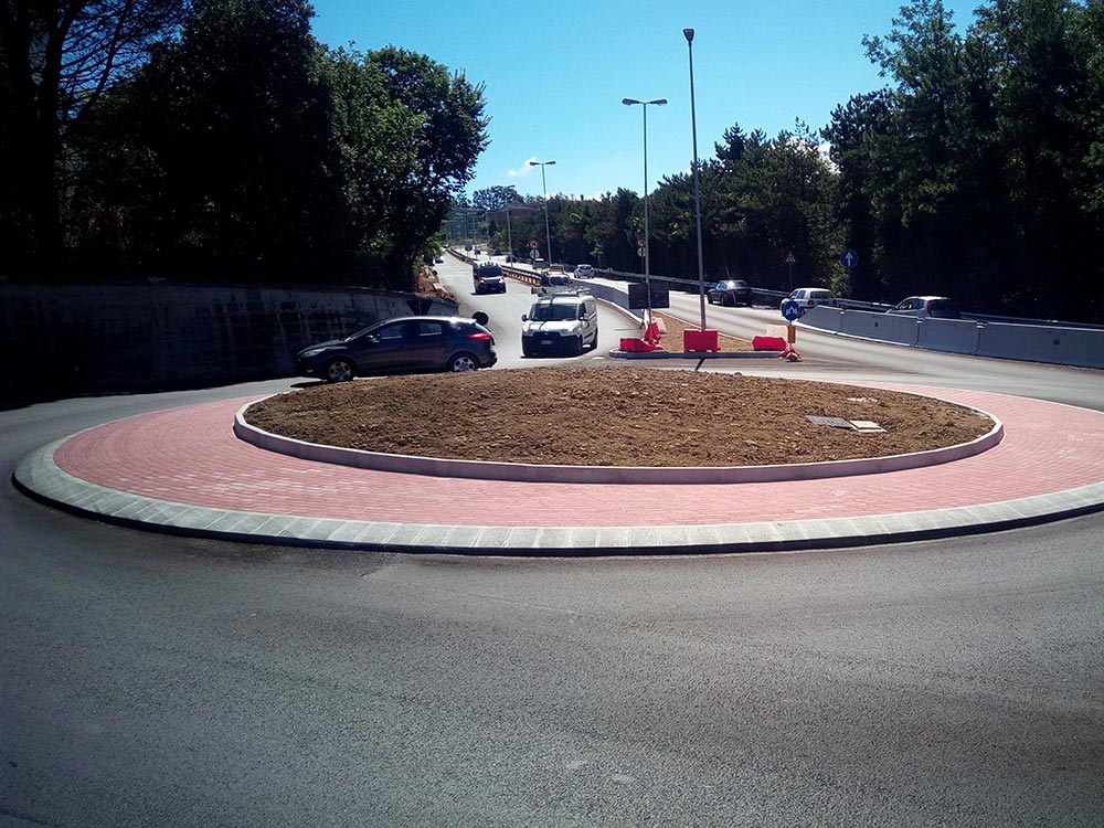 pavimentazione stradale macerata