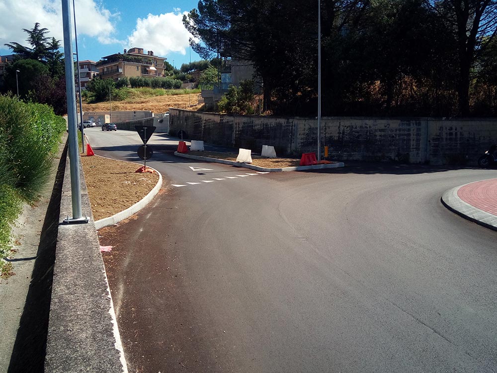 pavimentazione stradale macerata