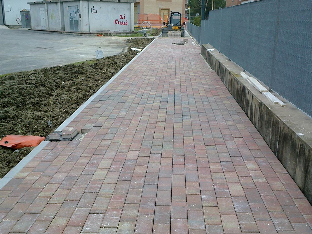 pavimentazione stradale macerata